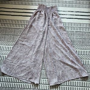 PinkBlush Maternity wide leg high waisted pants size S